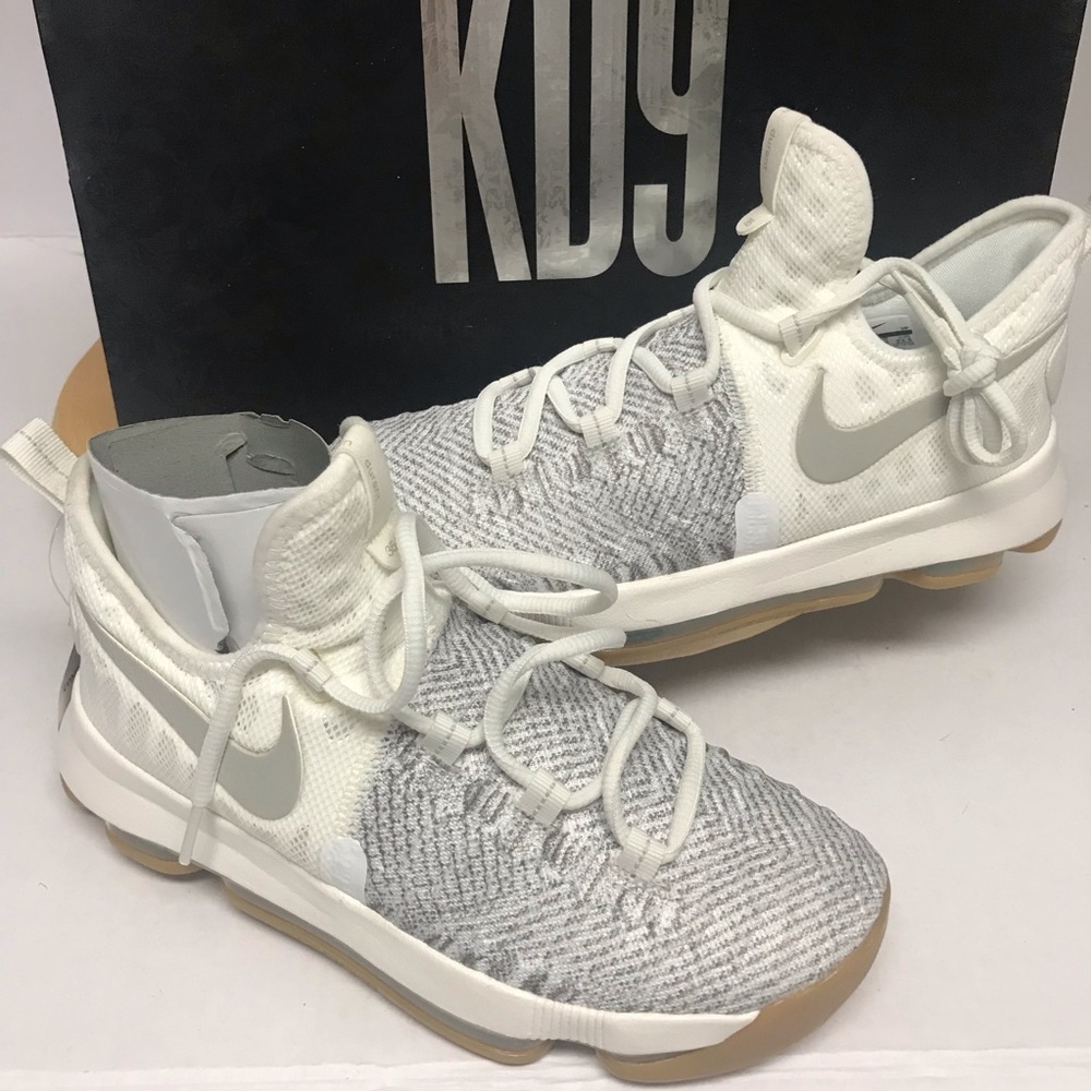 Nike Zoom Kevin Durant KD9 New In Box!